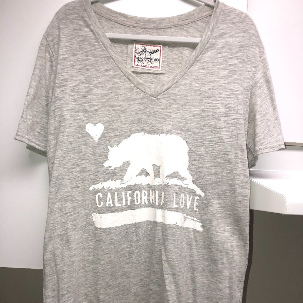 California Flag "California Love" Bear Graphic Tee